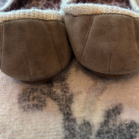 Cole Haan size 10 slippers - Picture 4 of 5